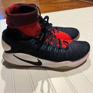 Nike Men’s Basketball Shoes Size 11 Black Red White Sock Collar Zoom